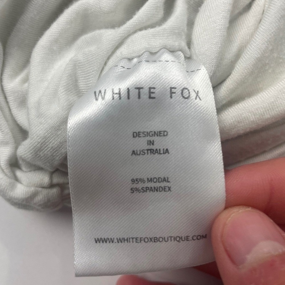 White Fox Boutique Best Of Luck Long Sleeve Top White Small MSRP $55 Ruching EUC - Picture 7 of 9